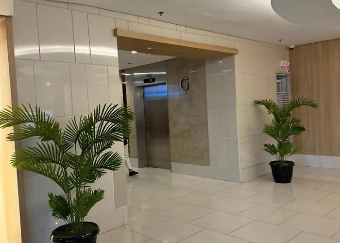 Aiza's Condotel In Shell Residences Near Moa And Naia Manila