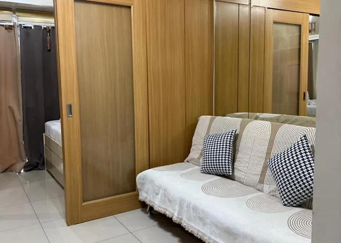 Aiza's Condotel In Shell Residences Near Moa And Naia Manila
