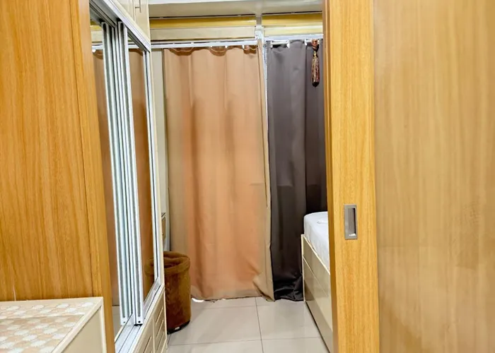 Aiza's Condotel In Shell Residences Near Moa And Naia Manila